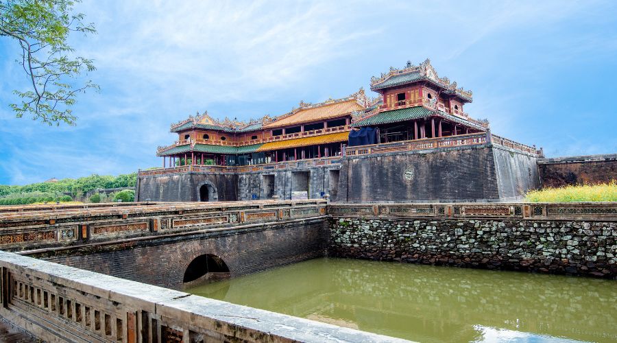 Vietnam Travel - World Heritage Sites - Hue Monuments