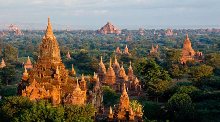 Bagan - World Heritage Ancient Towns in South East Asia