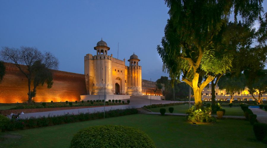 Lahore Fort - World Heritage Sites in Pakistan